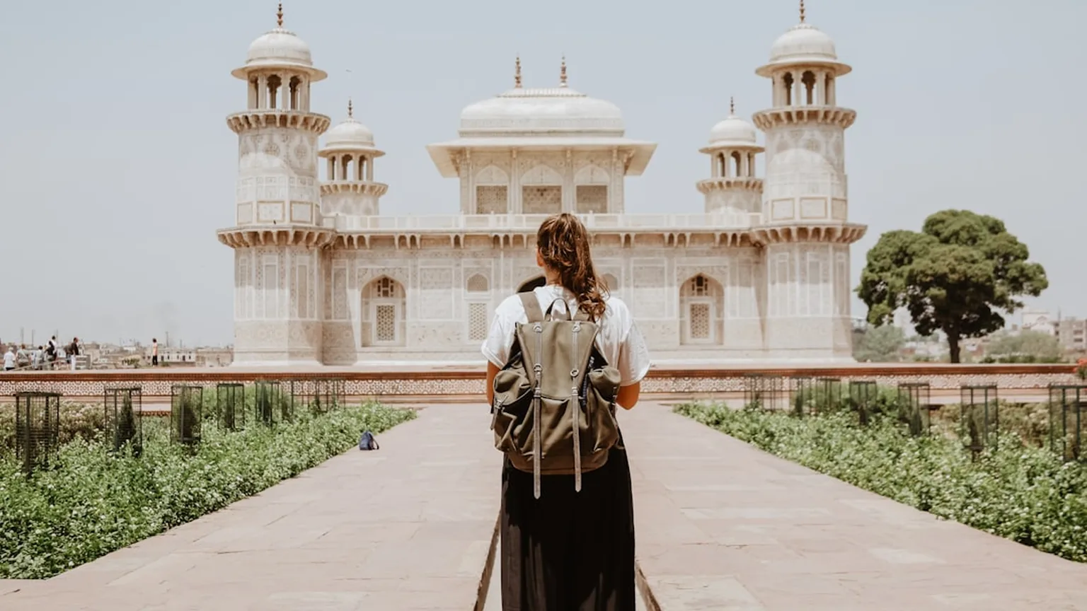 Solo Female Travel Itinerary Planning: Safety-First Guide